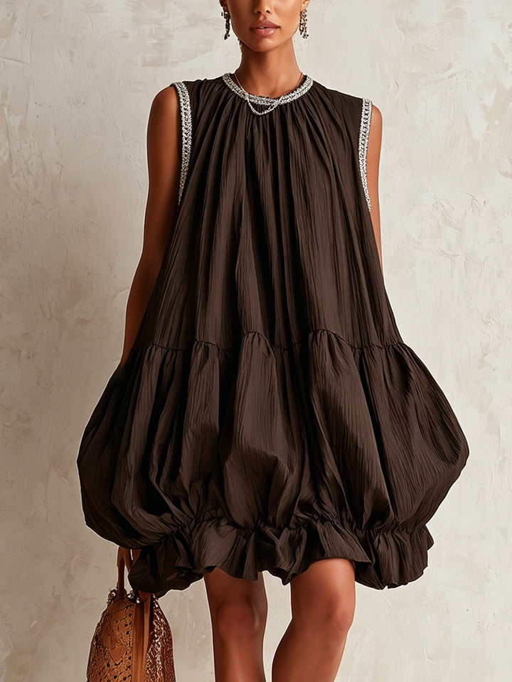 Colette | Mini Robe Sans Manches Marron avec Ourlet Volumineux