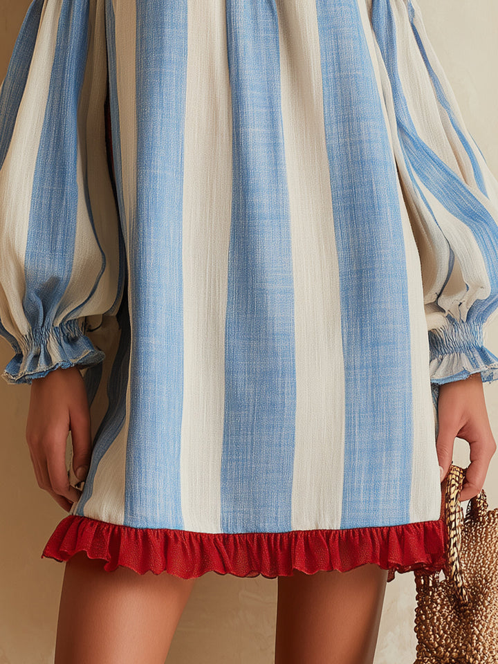 Ondine | Mini Robe Rayures Bleues et Blanches avec Épaules Dégagées et Ourlet Contrasté
