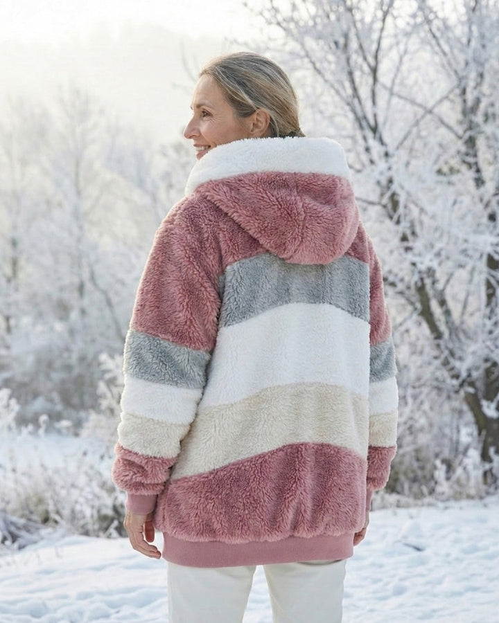 Veste en peluche colorée