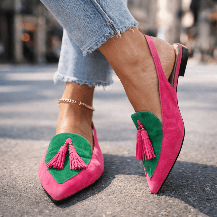 Eliza | Sandales avec lanières et pompons
