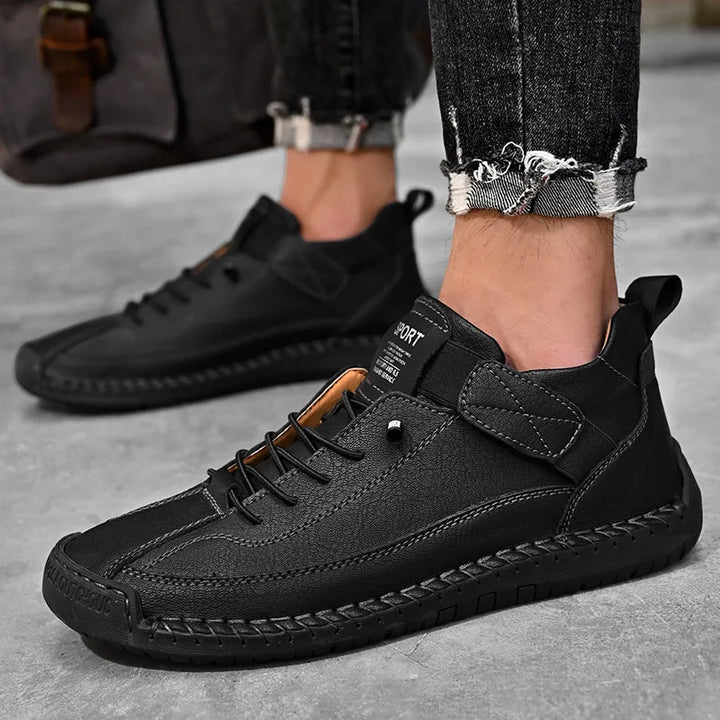 Handgemaakte lederen herenschoenen Casual instappers Ademende leren schoenen Heren Flats Mode Mocassins Tooling Schoenen Plus Size
