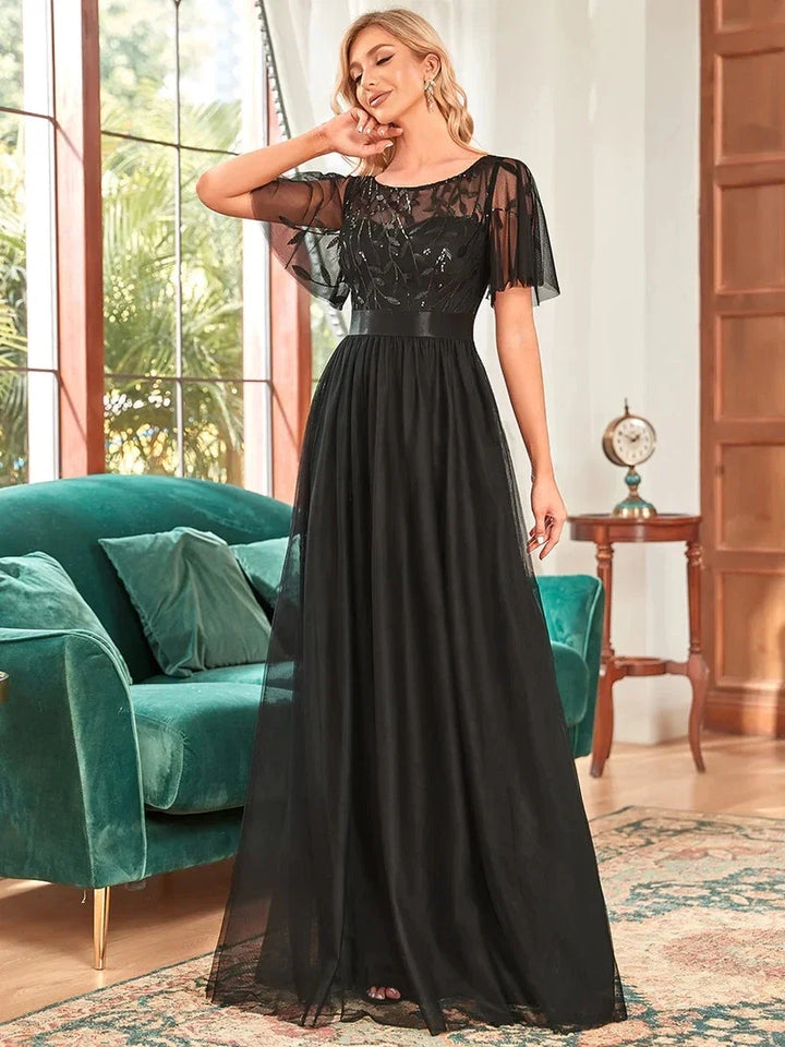 Margot | Robe Maxi à Manches Courtes en Sequins