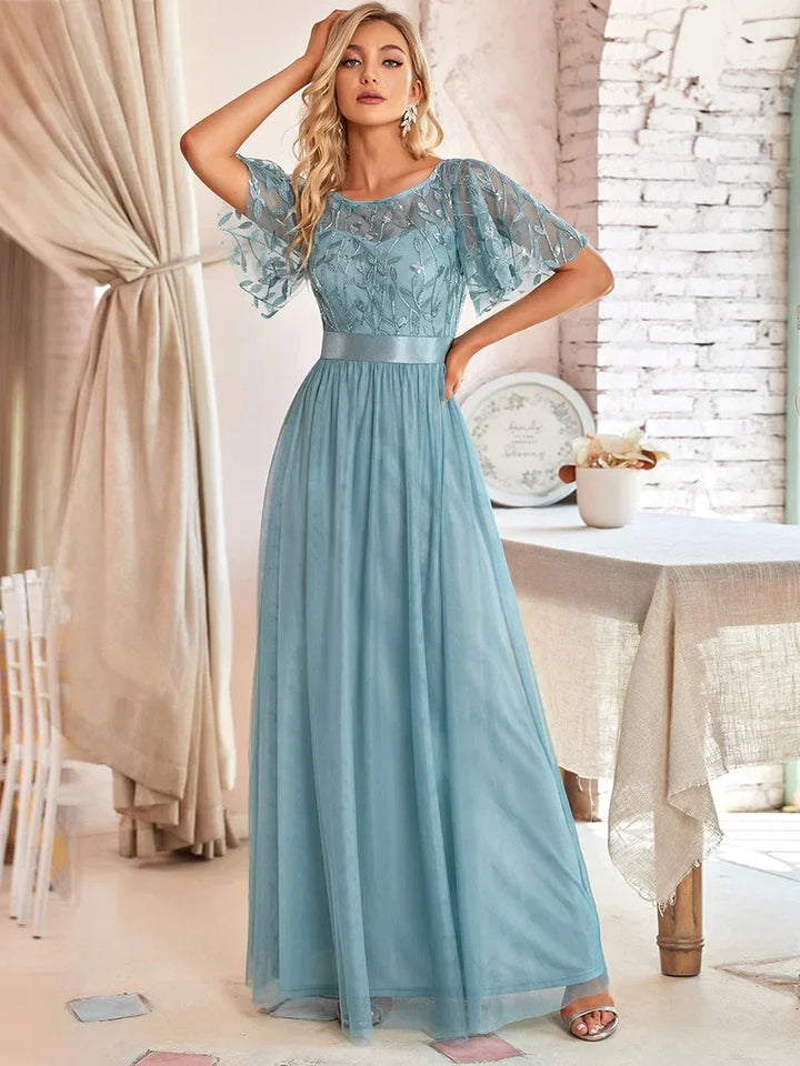 Margot | Robe Maxi à Manches Courtes en Sequins