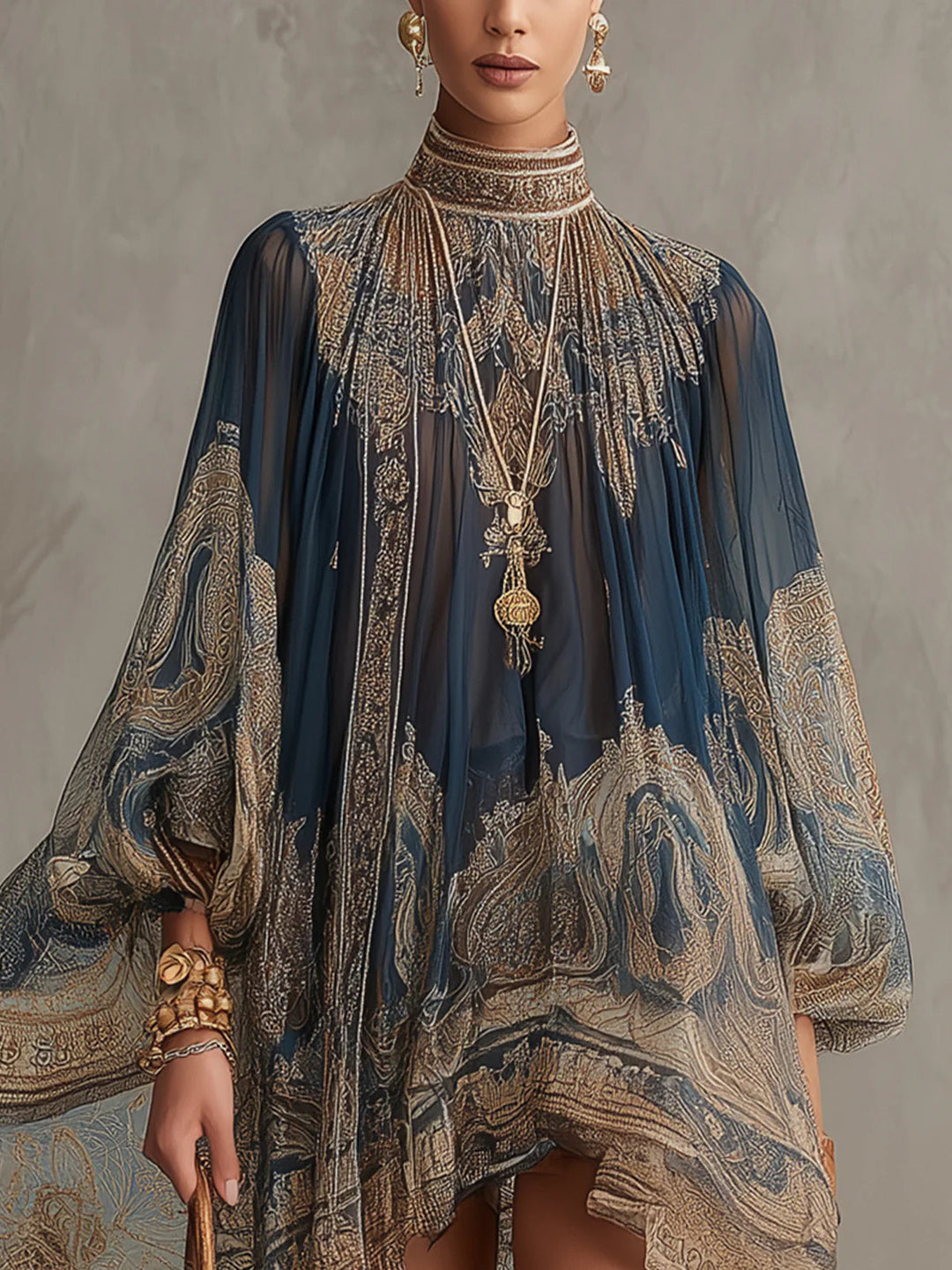 Bérénice | Robe Mini en Mousseline Asymétrique avec Imprimé Baroque Bleu Marine et Col Haut