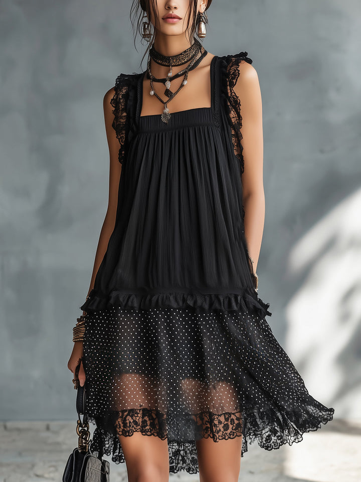 Pauline | Robe Mini Transparente à Pois, Volants et Bord en Dentelle Noire