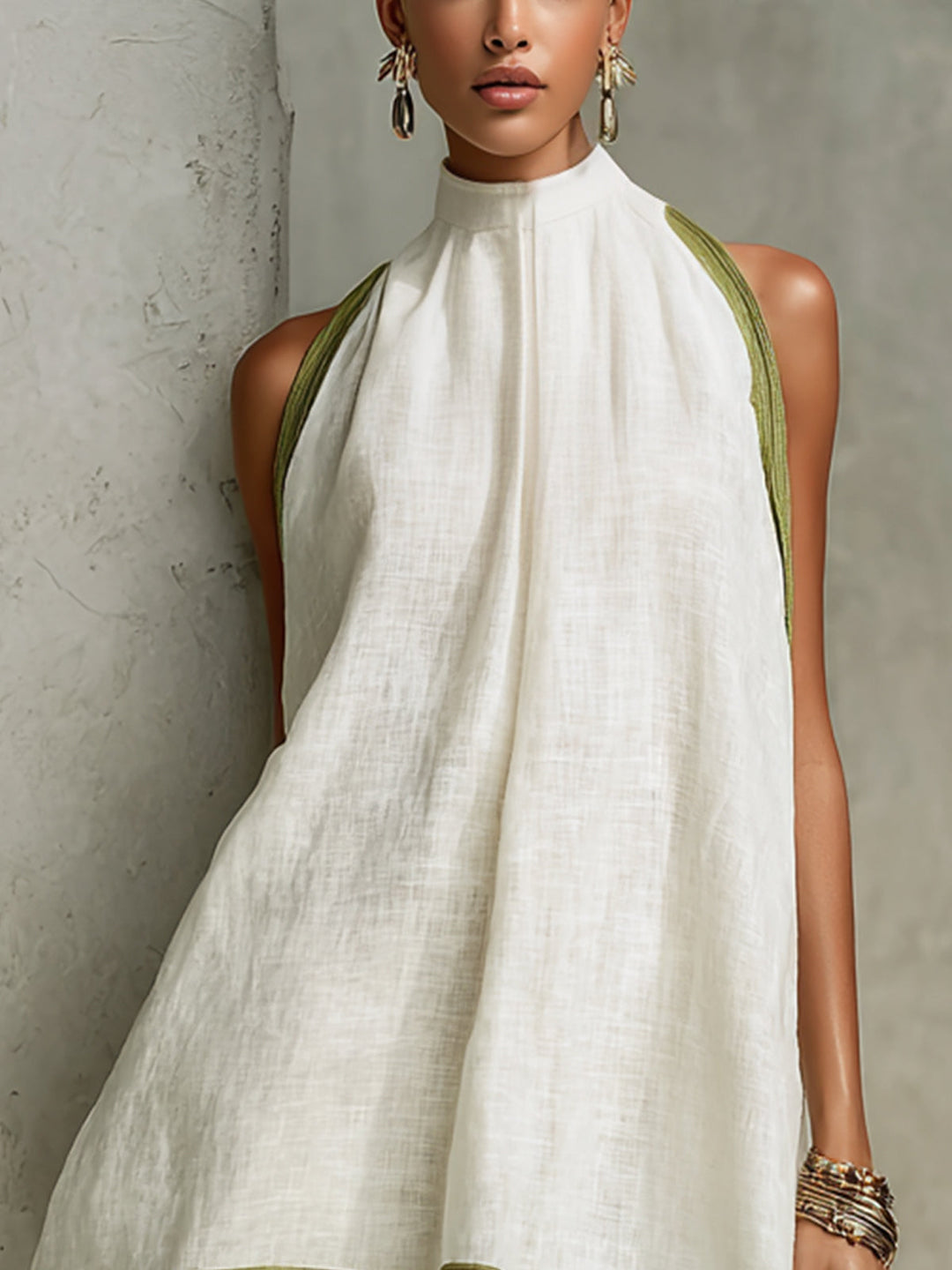 Agathe | Robe Mini A-Line Sans Manches Blanche et Vert Olive avec Fleurs