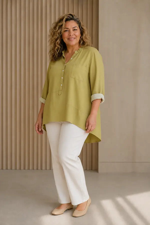 Blouse artistique Elvie portée